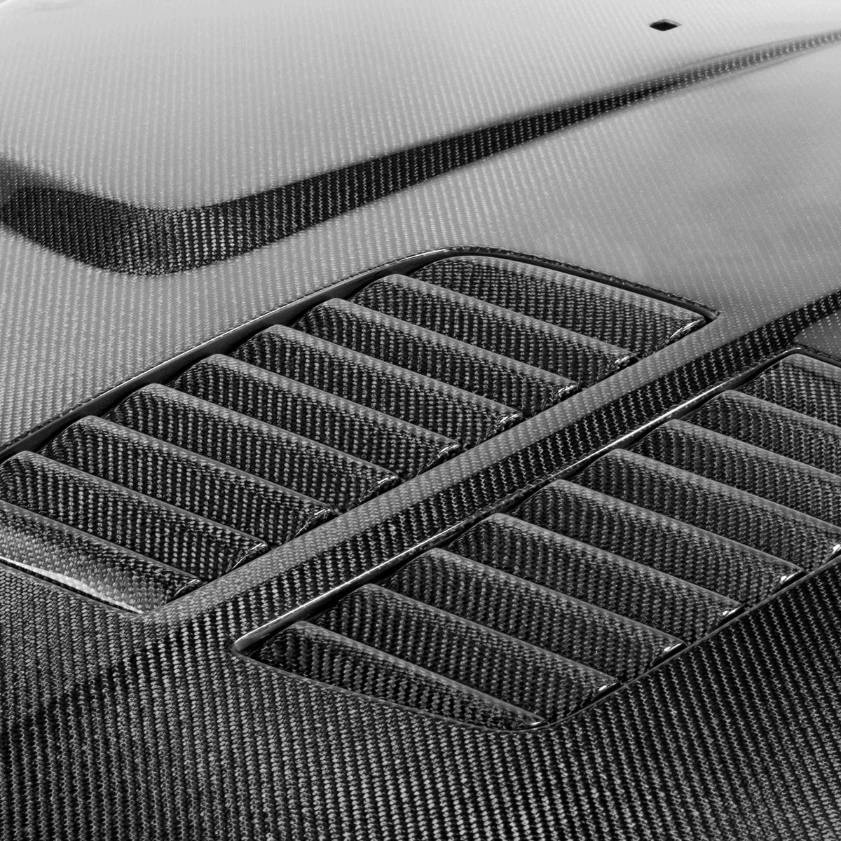 Seibon GTR-Style Carbon Fibre Hood — BMW 5 Series E39 Sedan 97-03 HD9703BMWE39-GTR