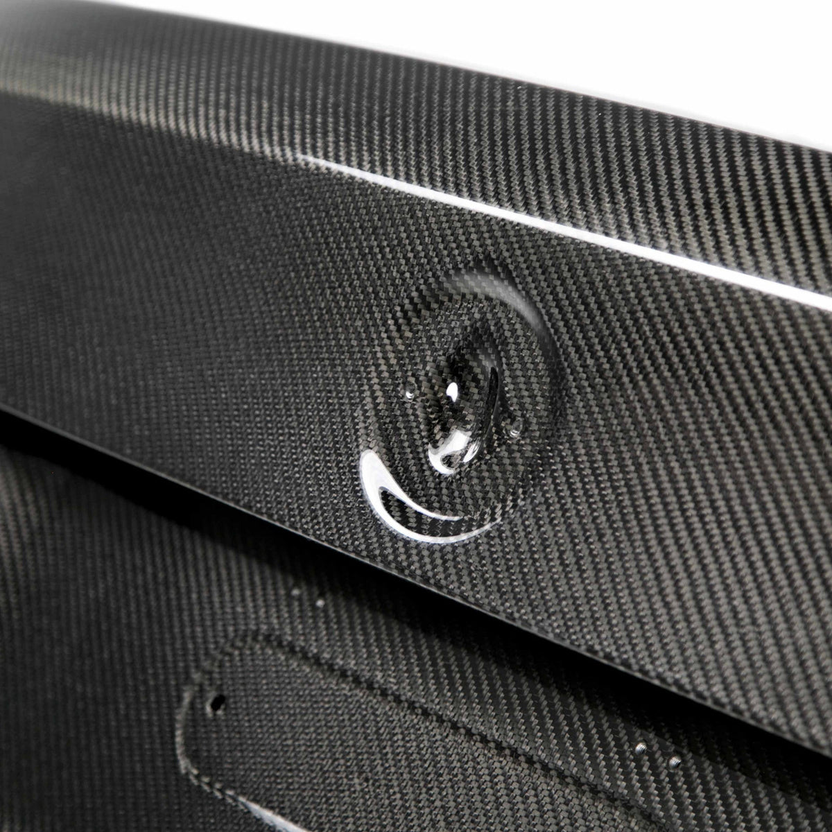 Seibon OE-Style Carbon Fibre Trunk Lid — BMW 5 Series F10/M5 F10 11-16 TL1012BMWF10