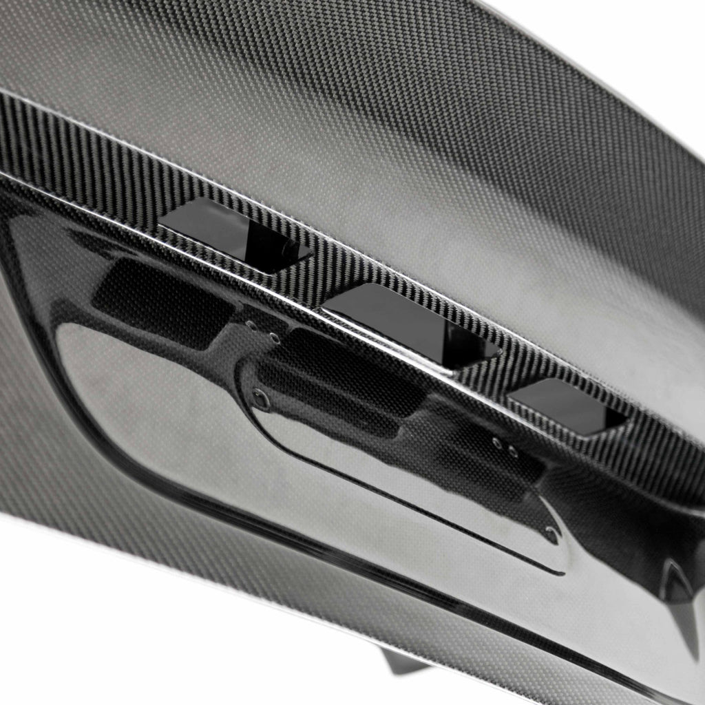 Seibon CSL-Style Carbon Fibre Trunk Lid — BMW 5 Series E39/M5 E39 97-03 TL9703BMWE39-C